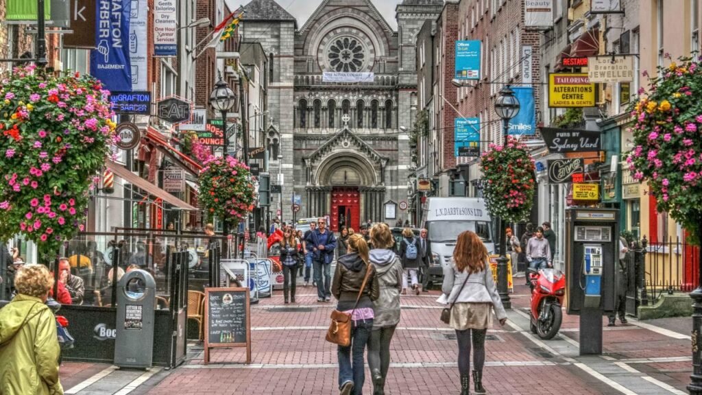 Walking Tours in Ireland