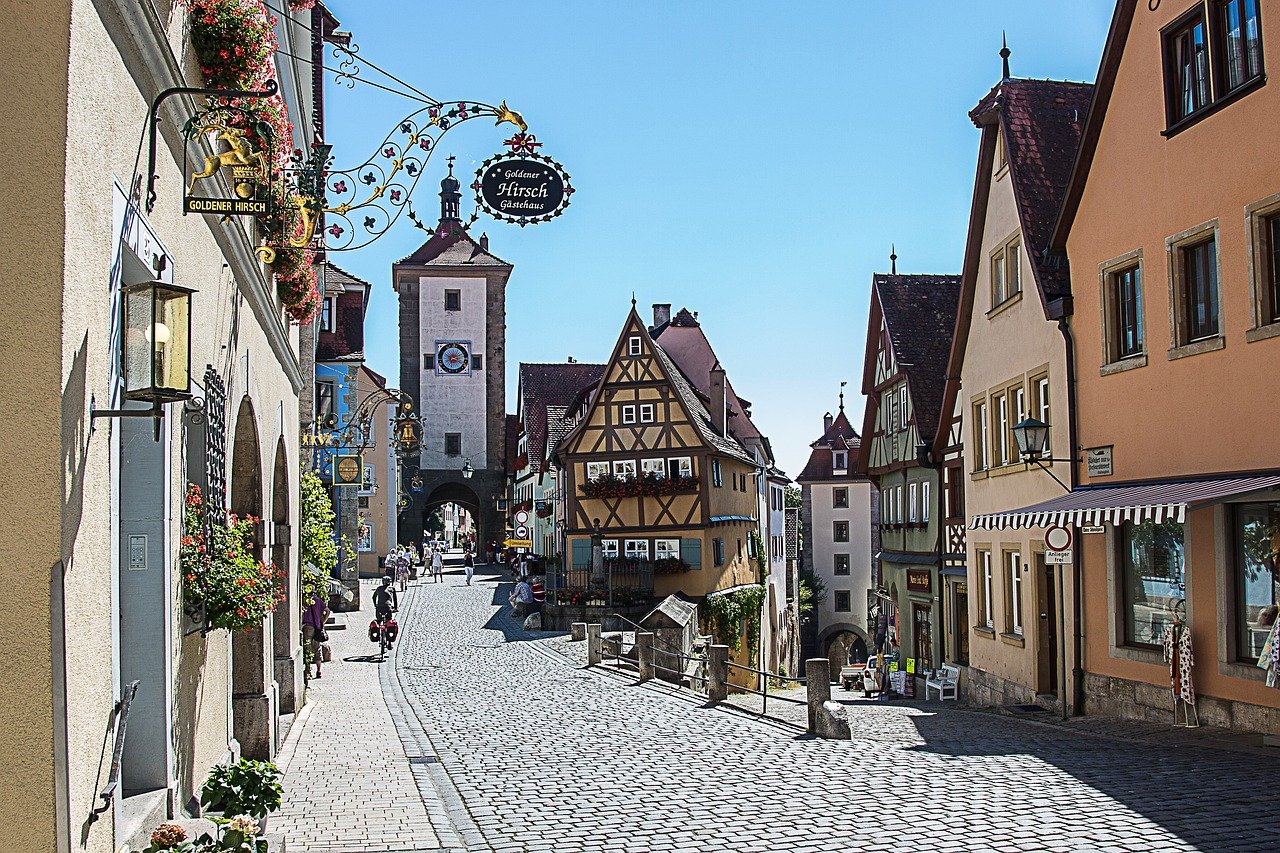 3 Must-visit Landmarks in Munich to Rothenburg Day Trip